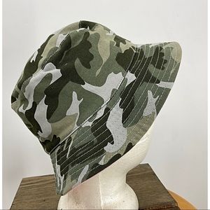 JJ reversible Camo/pink bucket hat OS